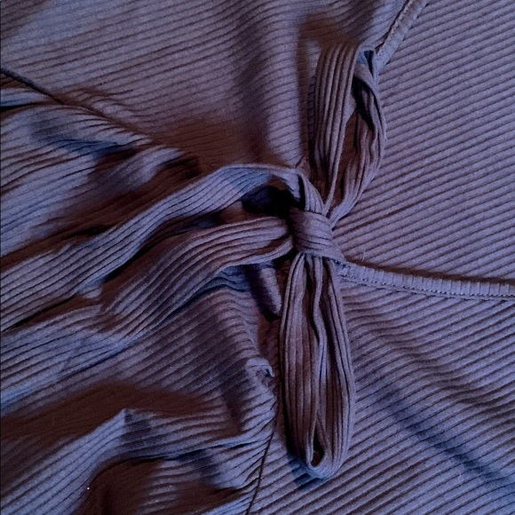 navy blue ribbed flowy top - sz large - Picture 3 of 3